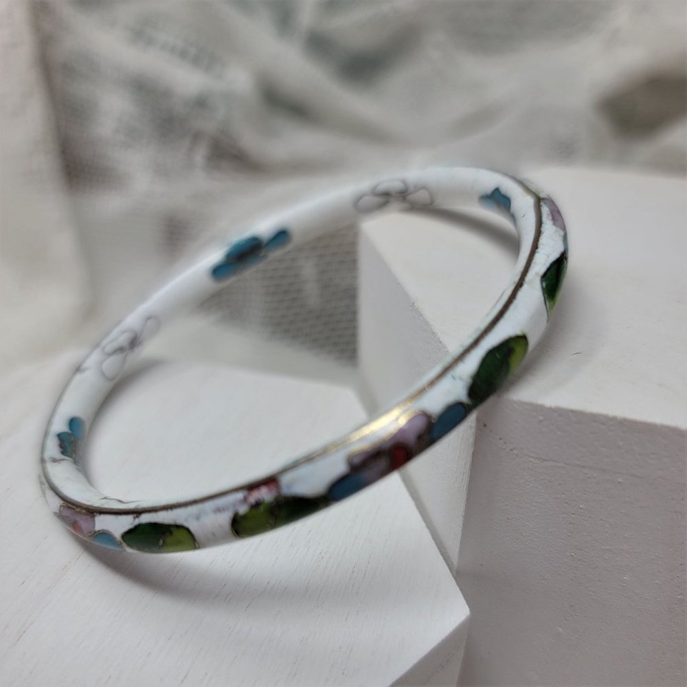 Vintage Cloisonné Bracelet White with Flowers